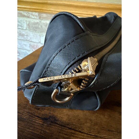 Marc Jacobs Black Nylon & Leather Satchel Purse With Gold Hardware - Picture 8 of 16